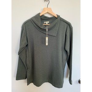 NWT Max Studio Pullover